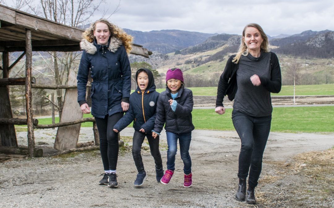 Står støtt på eigne bein
