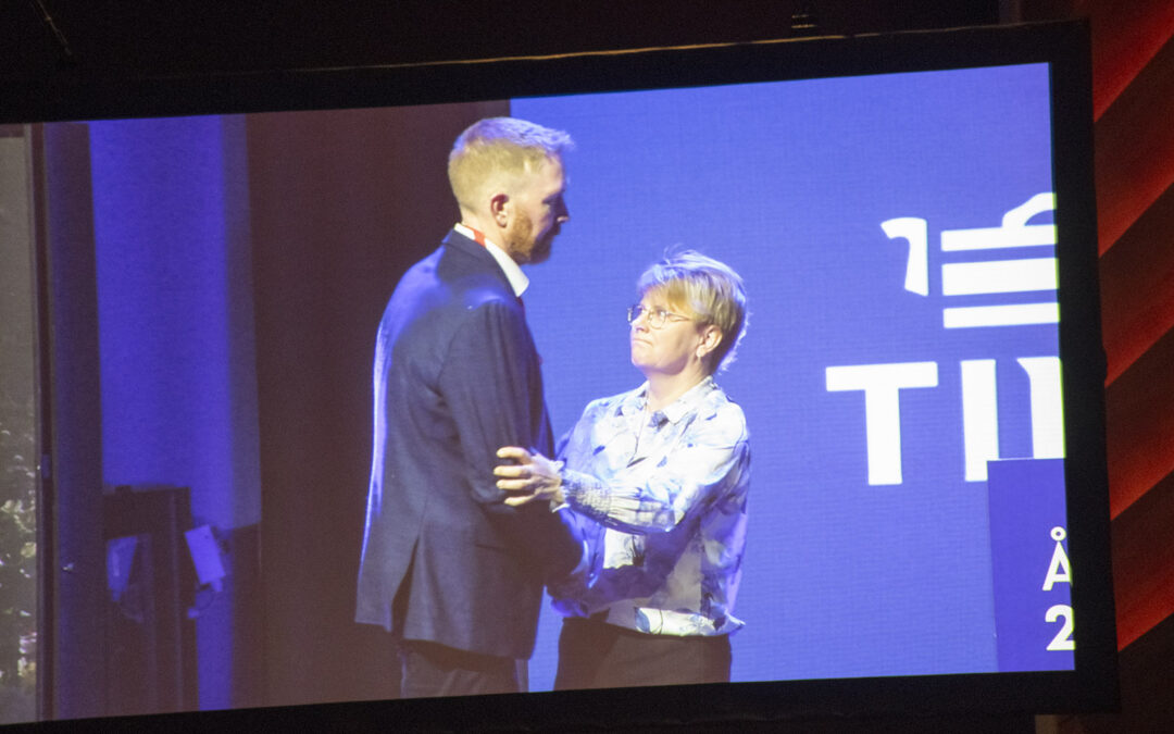 Tine: Demokratiet fungerer, men tilliten er skjør