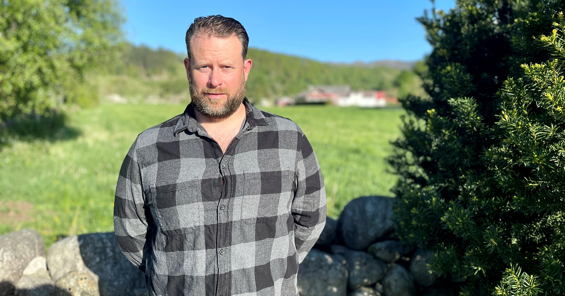 Feil medisin: Landbruket bør sjølvsagt sjå på det som ei oppgåve å ha eit mindre miljø- og klimaavtrykk. Men på lista over slike tiltak må metanhemmarar koma langt ned, meiner Bjørn Tore Birkeland i Rogaland Bonde og Småbrukarlag. Foto: Kurt Magne Bjerkreim 