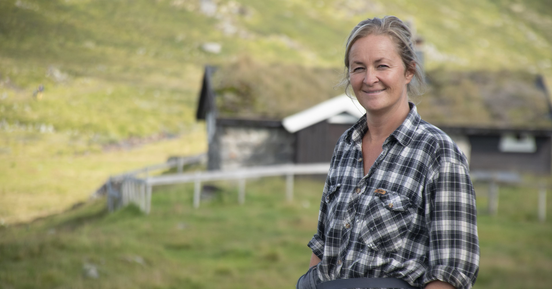 Høgare mål: – Heile meininga med å ha kyr, for meg, er å hauste av dei enorme ressursane me har i fjellet, seier Hilde Kalleklev Håland, bonde i Tysvær, og budeie på Hardangervidda.