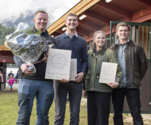 Årets unge bonde: Finalistane i årets unge bonde var samla på Dyrsku’n, og spenninga var stor på scena før Jens Ludvig Sørli (23) frå Skjeberg vart utropt til vinnar av Årets unge bonde. Dei andre finalistane var Sondre Skaftnesmo (24) fra Nærøysund og Selmer Wathne (26) og Tina Sviland Bertelsen (25) frå Sandnes.