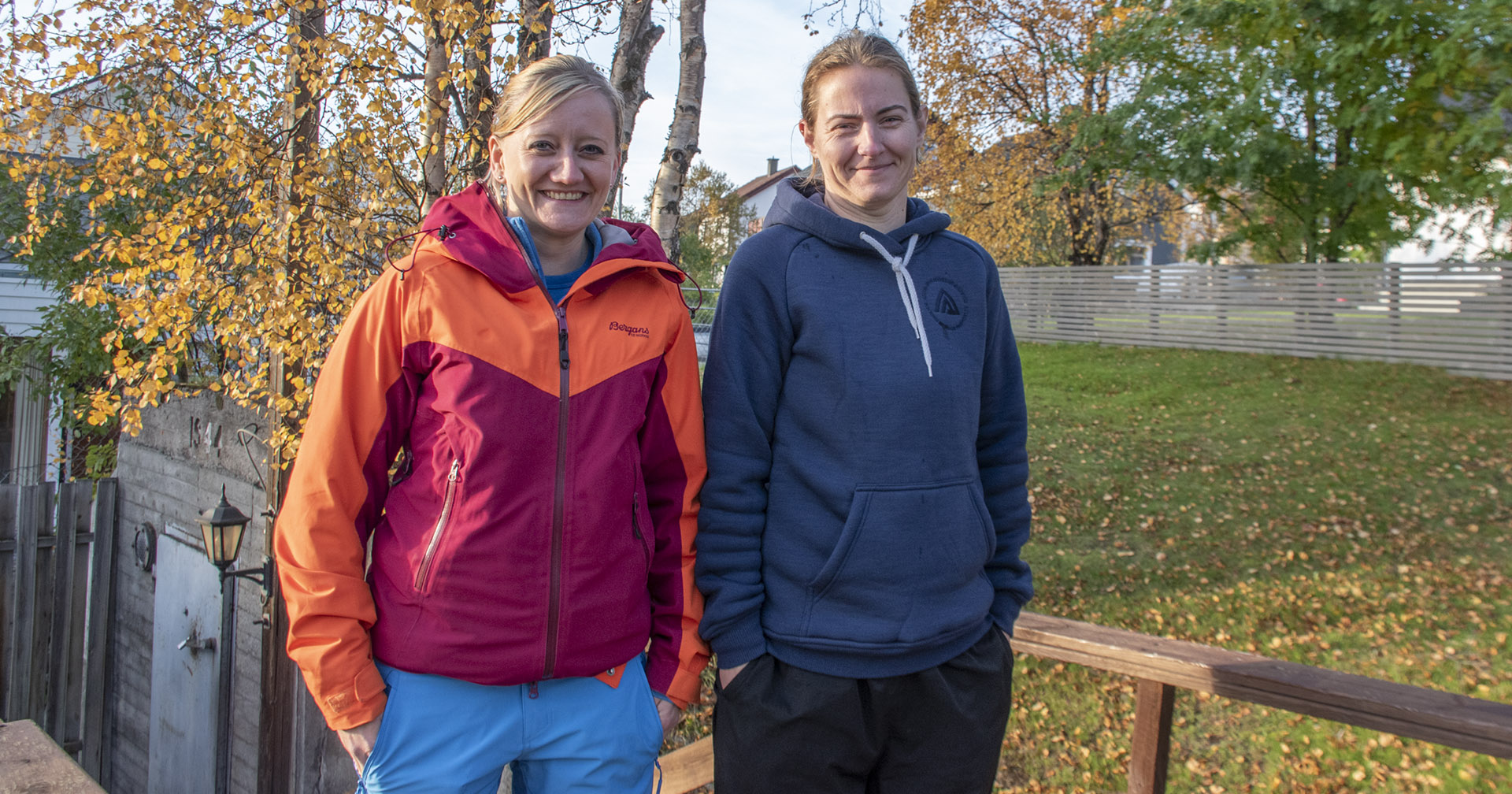 Imponerte: Line Elizabeth Mydland og Silje Vold fekk perspektiv på si eiga drift i Sør-Noreg då dei reiste til kollegaer i nord.