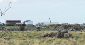 Bygg reis deg? Det er viktig at diskusjonen om investeringar i landbruket ikkje endar opp med at fylka blir sett opp mot kvarandre, skriv kronikkforfattaren. Foto: Thea Hjertuslot