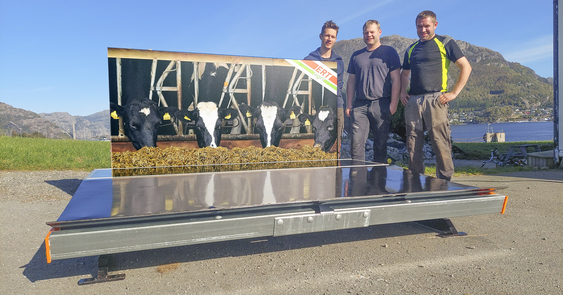 Bønder og gründerar:<br />
Roger Fossan (f.v.), Tor Erlend Einane og Egil Byberg i ERT Agri er alle aktive mjølkeprodusentar. Foto: ERT Agri.