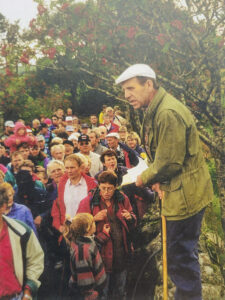 Guiden: Få om nokon har så god kjennskap til naturen og kulturen på Jæren som Torstein Tunheim. Han har jærbuen i ryggmargen, og krydrar gjerne dei guida turane med sitat frå Arne Garborg. Då når orda frå diktaren rett inn i hjarterøtene. Privat foto.