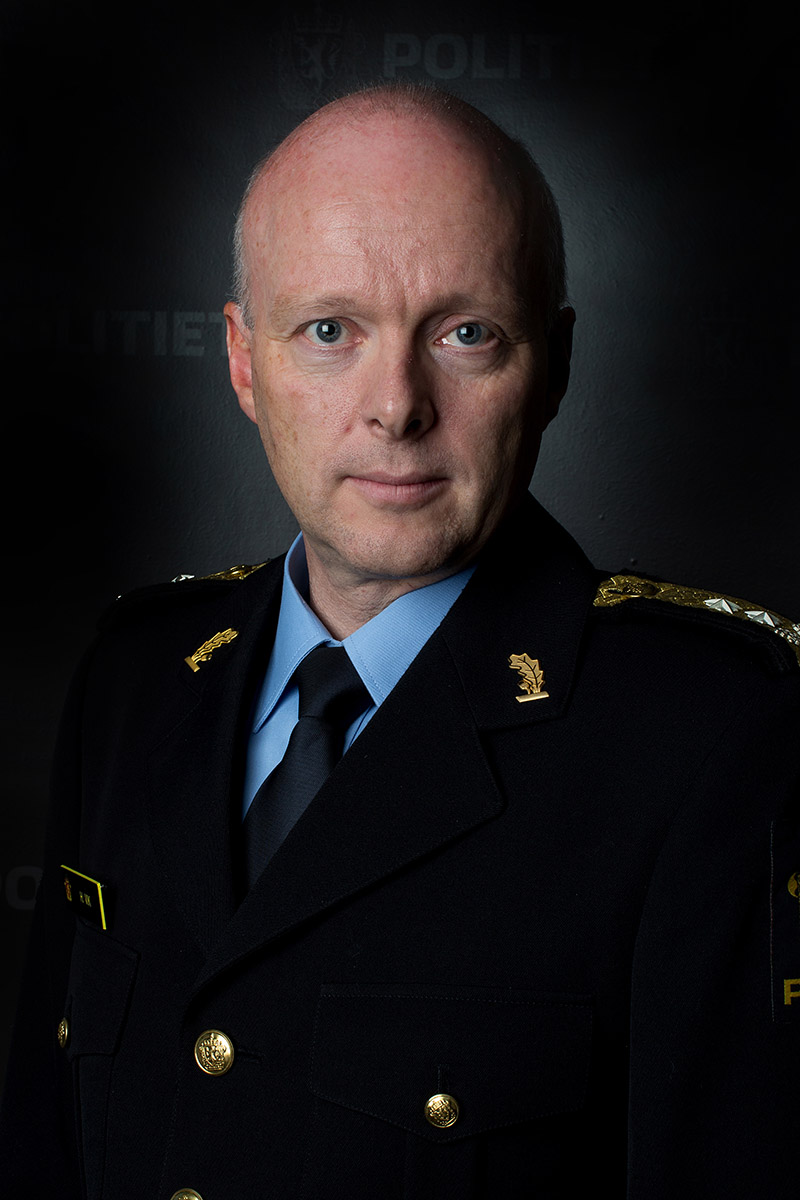 Meir enn samarbeid: Hans Vik, politimeister i Sør-Vest - og fast lesar av Bondevennen - manar næringslivet til å samvirke meir for å styrka totalberedskapen. Foto: Politiet