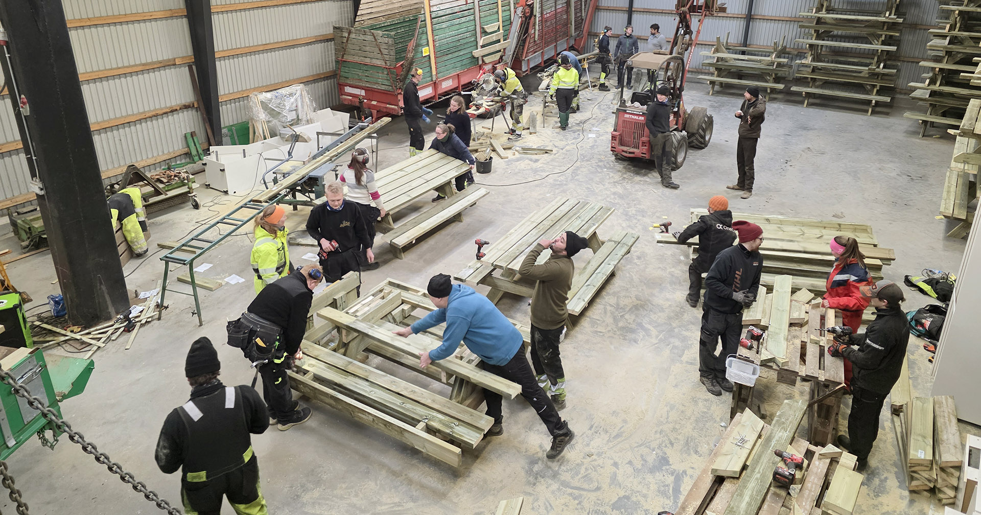 Snikra 140 benkar på ei helg