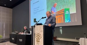 Klar om klimakrav: - Det er ingen siger, eller lettare belastning, dersom kravet blir redusert frå fem til for eksempel tre millionar tonn CO₂-ekvivalentar, seier Ståle Hustoft, fylkesleiar i Rogaland Bondelag.