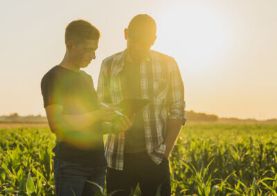 – Det er mogleg å tene pengar, òg i landbruket