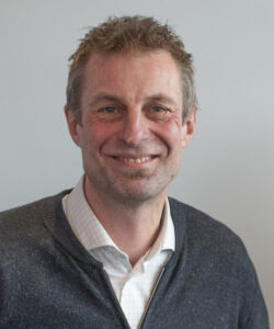 Knut Lutnæs