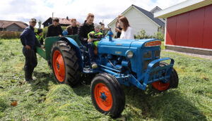 Arvid Varhaug sin Fordson Super Dexta kring 1962 modell.